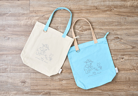 ディズニー エクルフルネスライフ ZIP付き縦型トートバック 生成り くまのプーさん